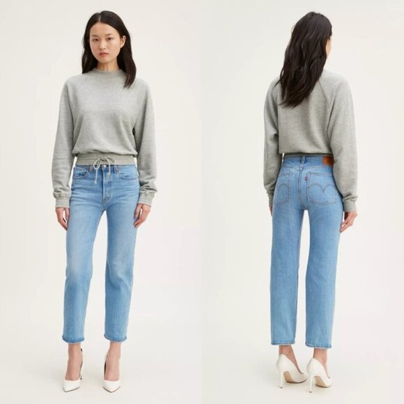 Levi's • Wedgie Straight High Rise Light Wash Blue Jeans in Jive Indigo • Sz 30 - Picture 1 of 13